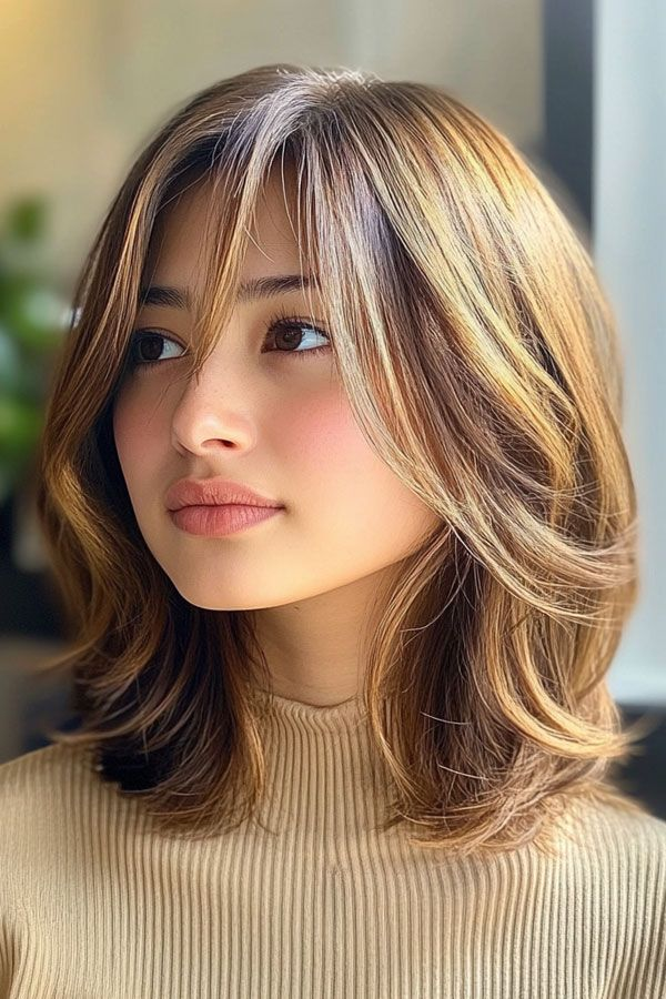 Bob Cut Guide: Benefits, Drawbacks, and How to Style Bob Cut Short Hair, Round Face, Bangs & More